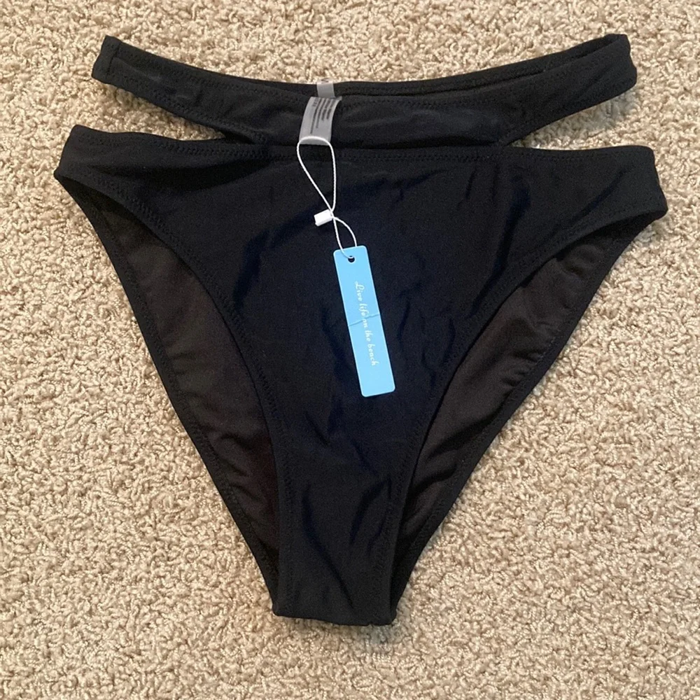 NWT bikini bottoms